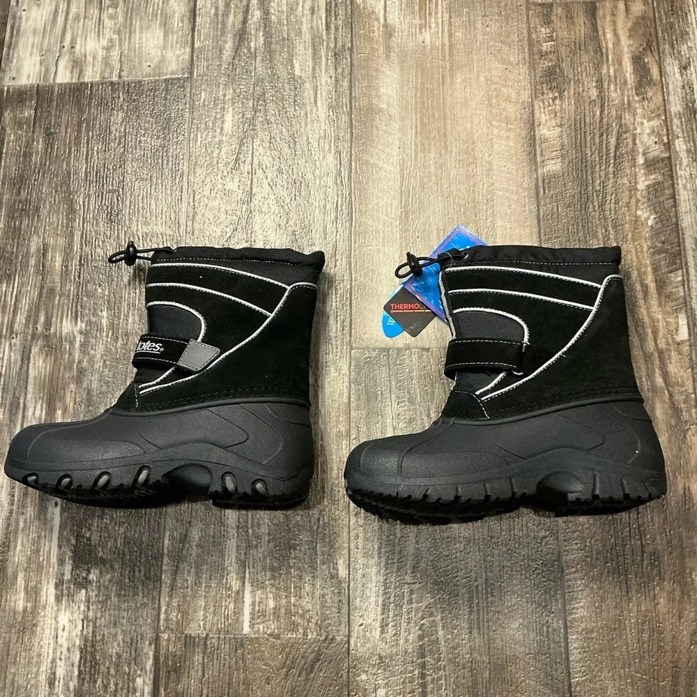 Totes Kids Black and Gray Snow Boots Size 1